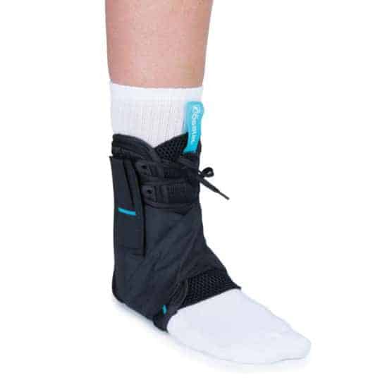 Ο Νάρθηκας Ποδοκνημικής Speed Ankle Brace είναι κατασκευασμένος από υλικά υψηλής ποιότητας