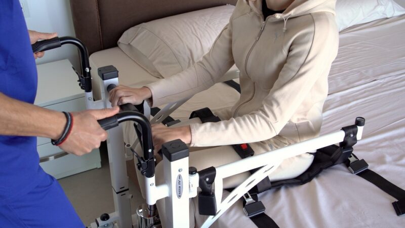 Καρέκλα Ανύψωσης Υδραυλική Τροχήλατη "ESTIA IV"